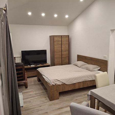 Apartma Med Oljkami - Порторож Экстерьер фото